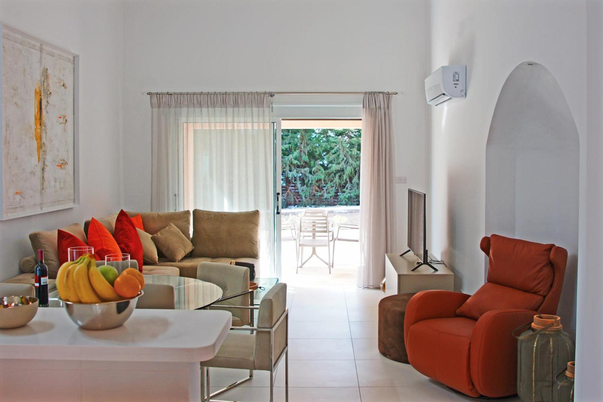 Resitour - Aphrodite Gardens Paphos Extérieur photo